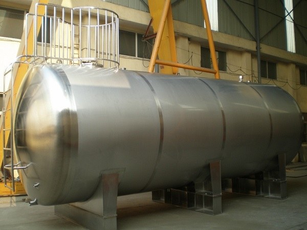 Емкость нержавеющая 10000 литров 10 м3