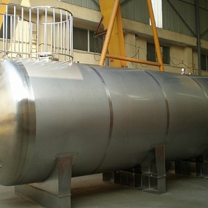 Емкость нержавеющая 10000 литров 10 м3